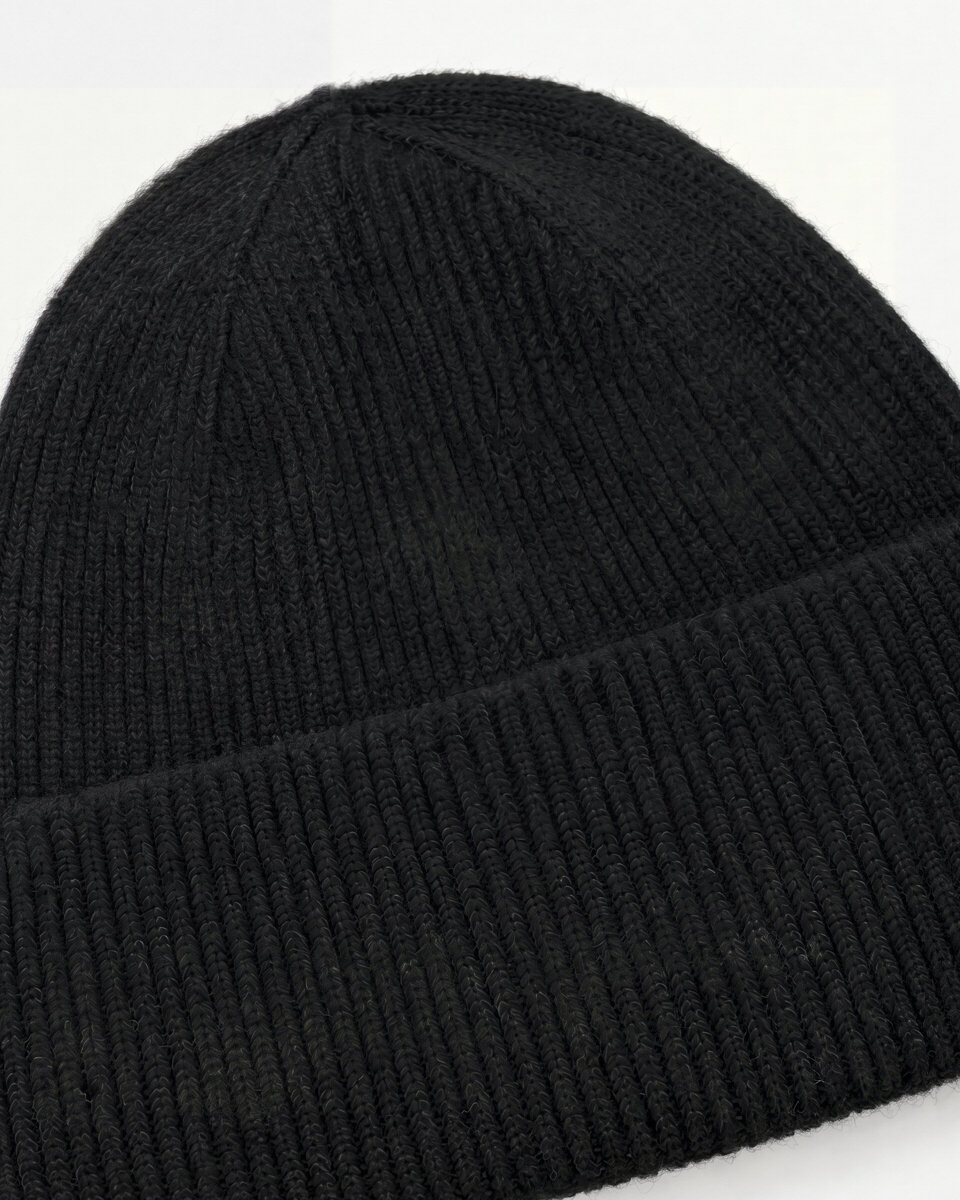 Black wool and yak hat