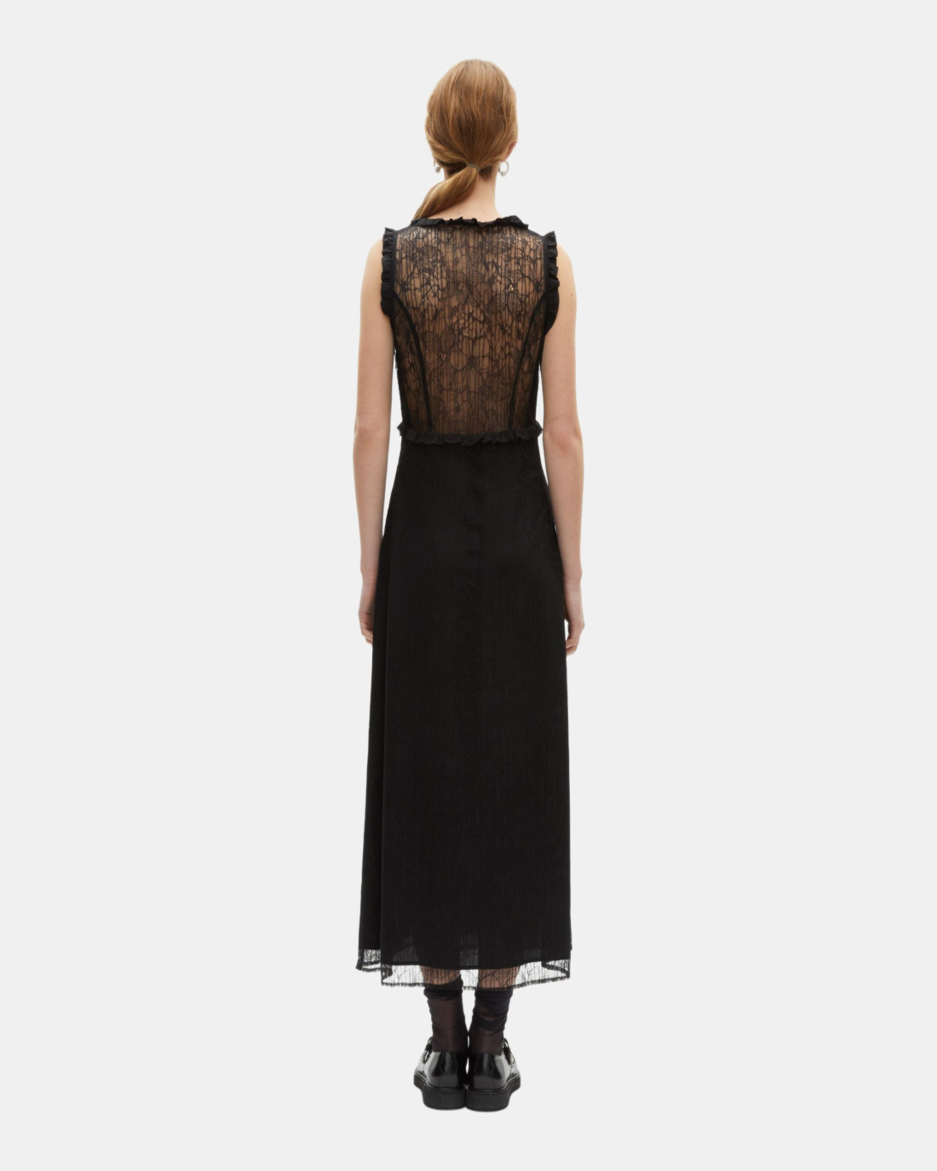 Long dress with black lace