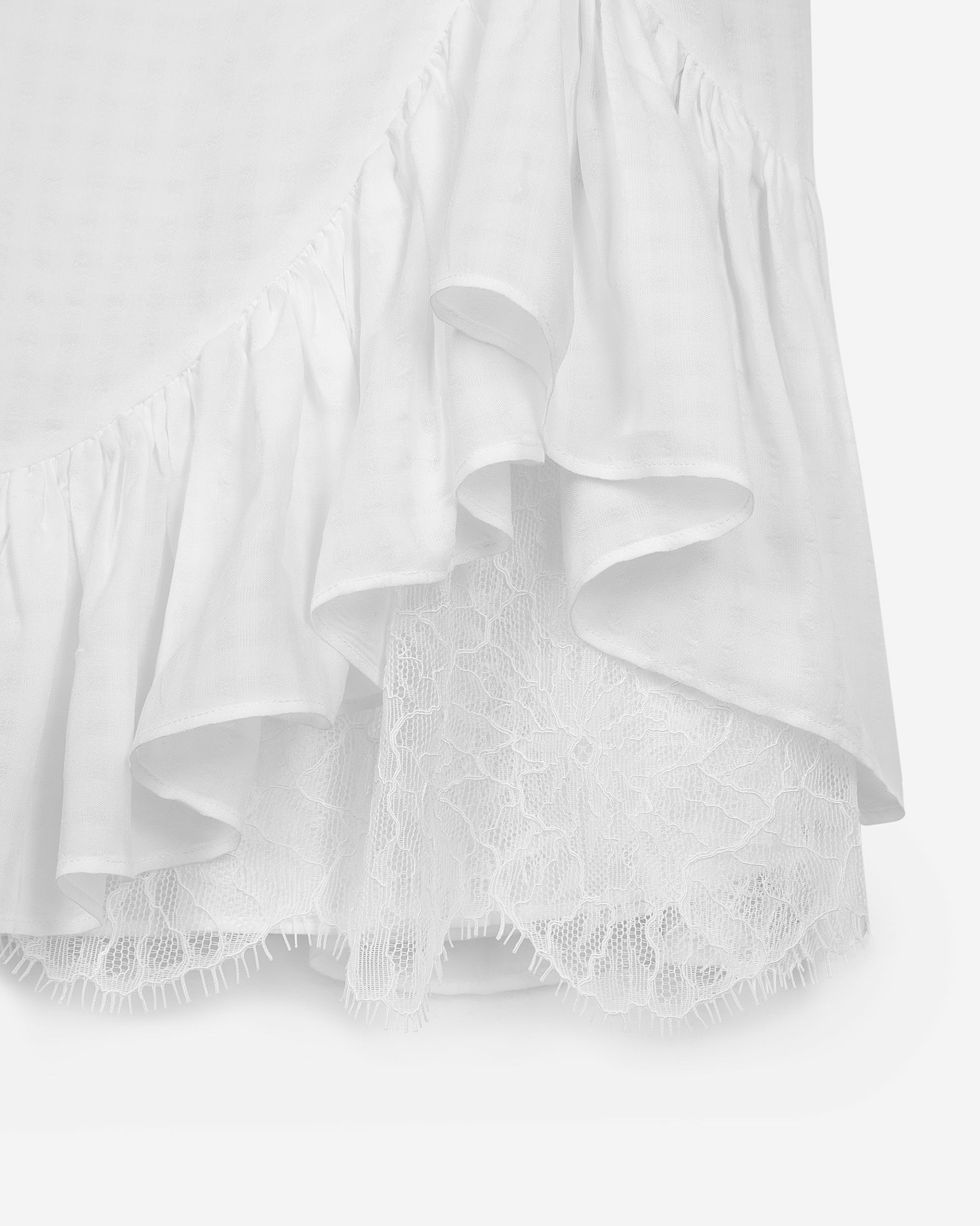 Short dress with ecru lace