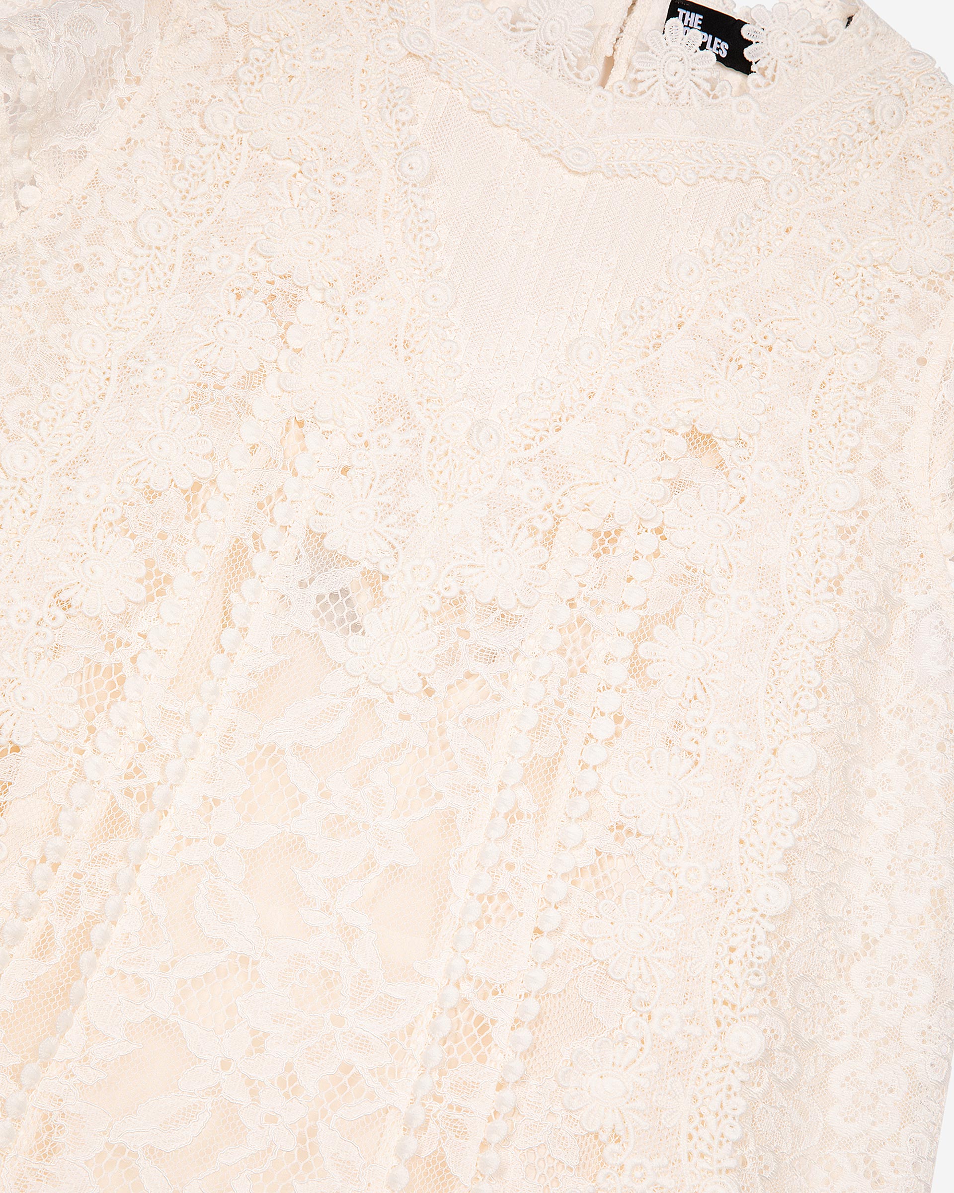 Short dress in ecru lace