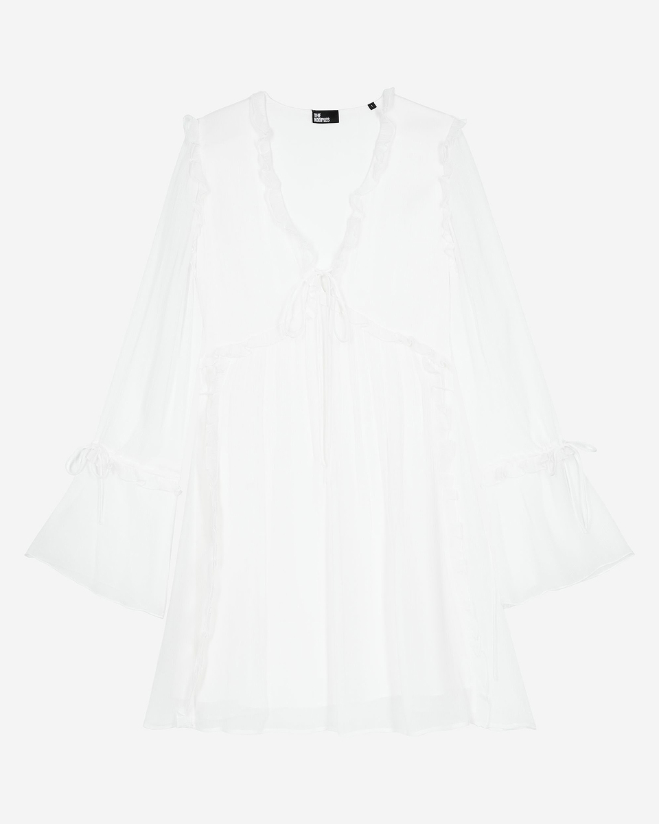 Short ecru dress with ruffles