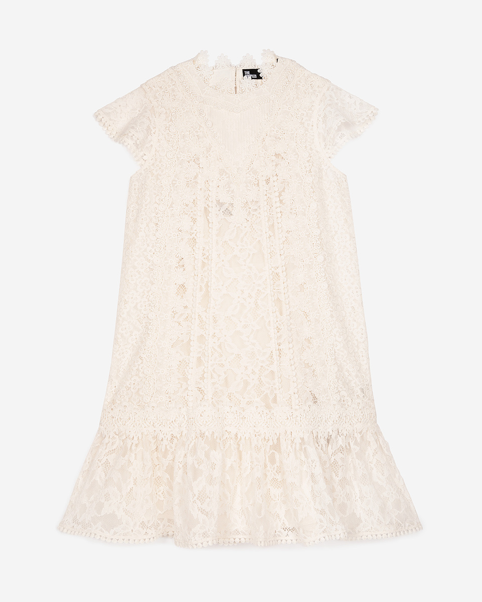 Short dress in ecru lace