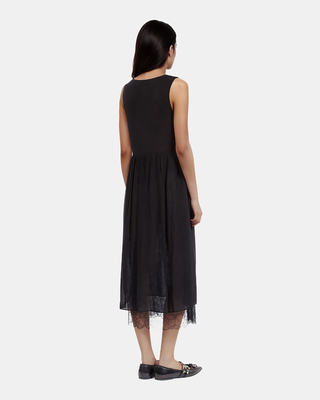 Long dress with black lace