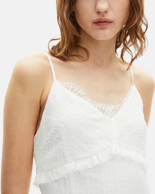 Short dress with ecru lace
