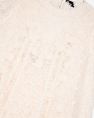 Short dress in ecru lace