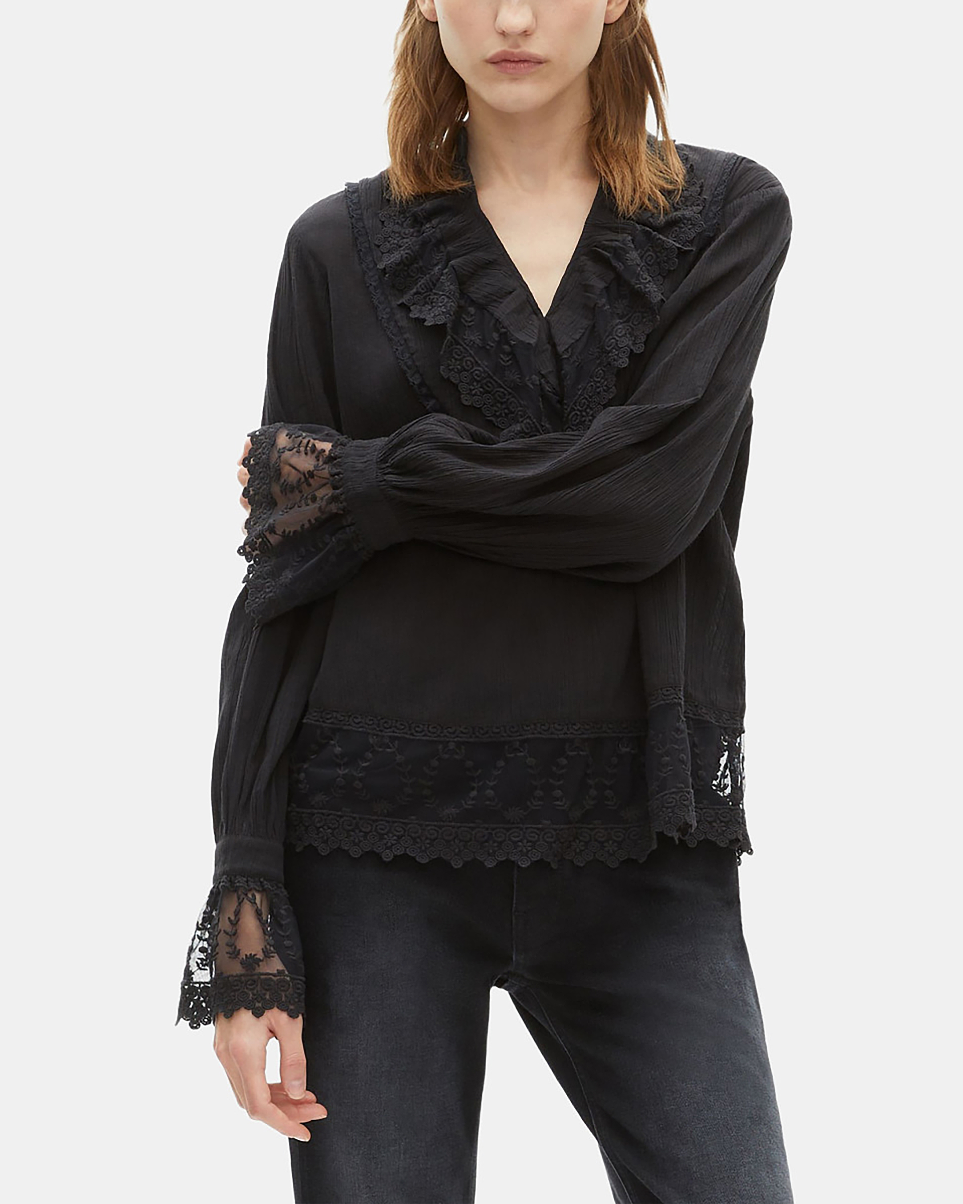 Blouse with black guipure