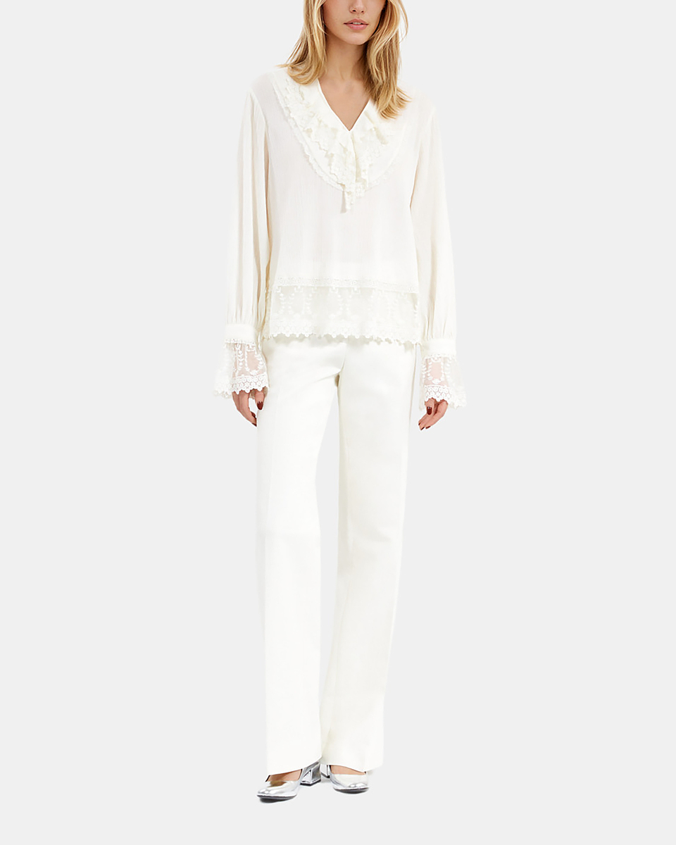 Blouse with ecru guipure