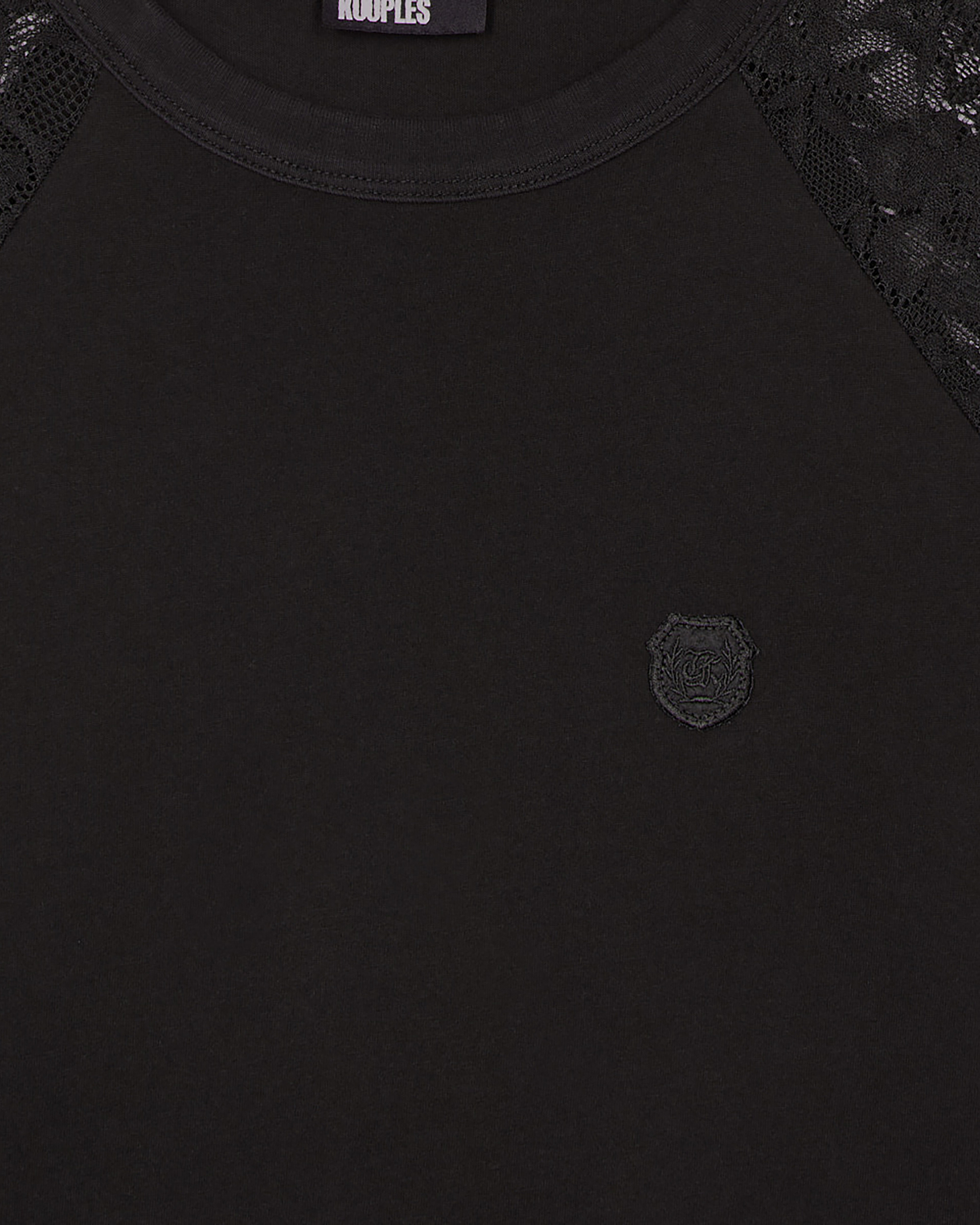 Long-sleeved black lace T-shirt