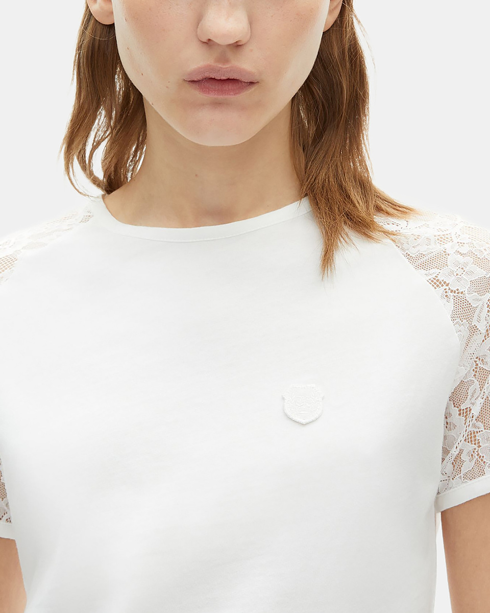 White lace sleeve t-shirt