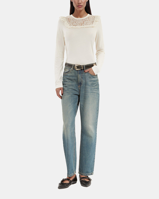 White long-sleeved lace t-shirt