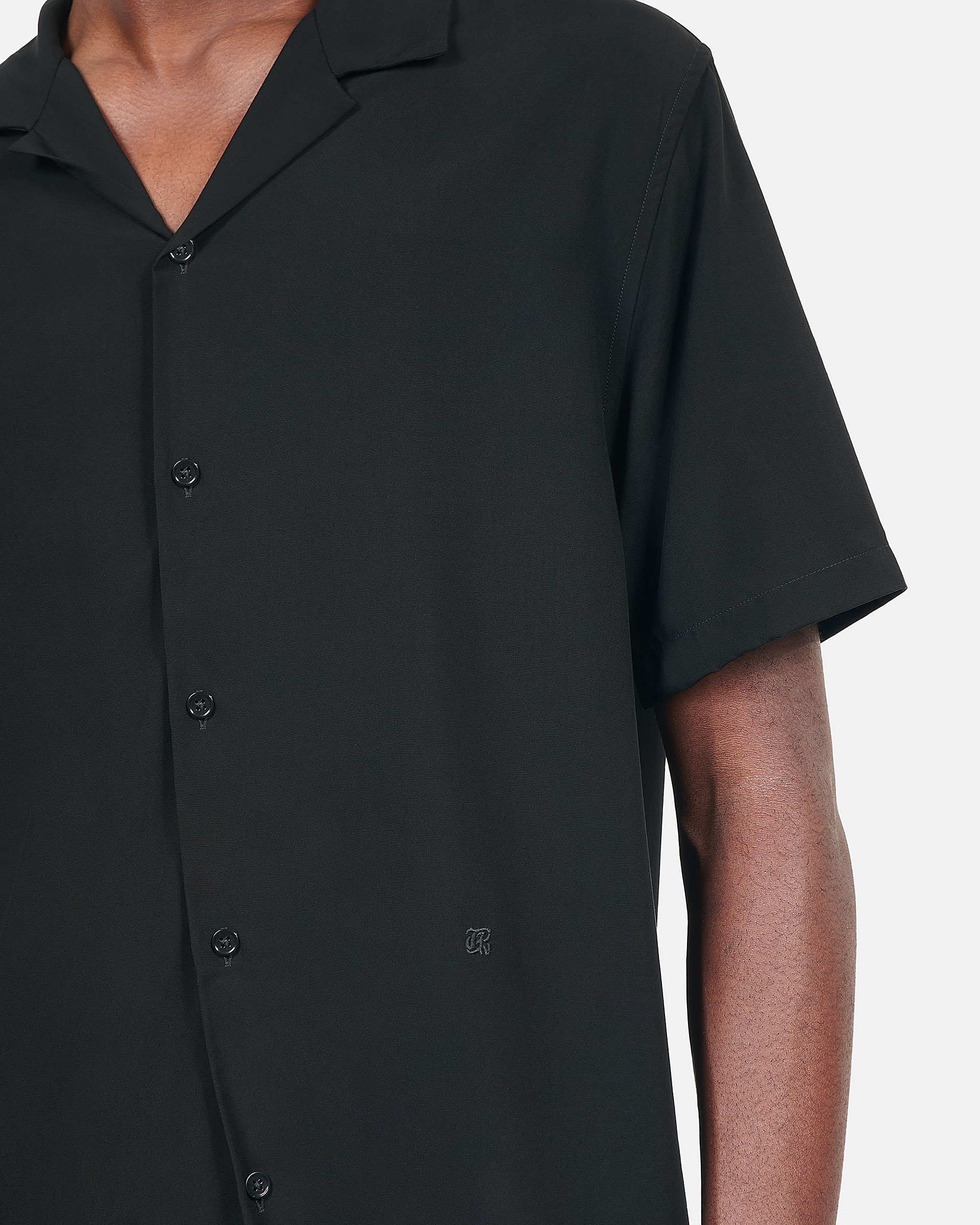 Black short-sleeved shirt