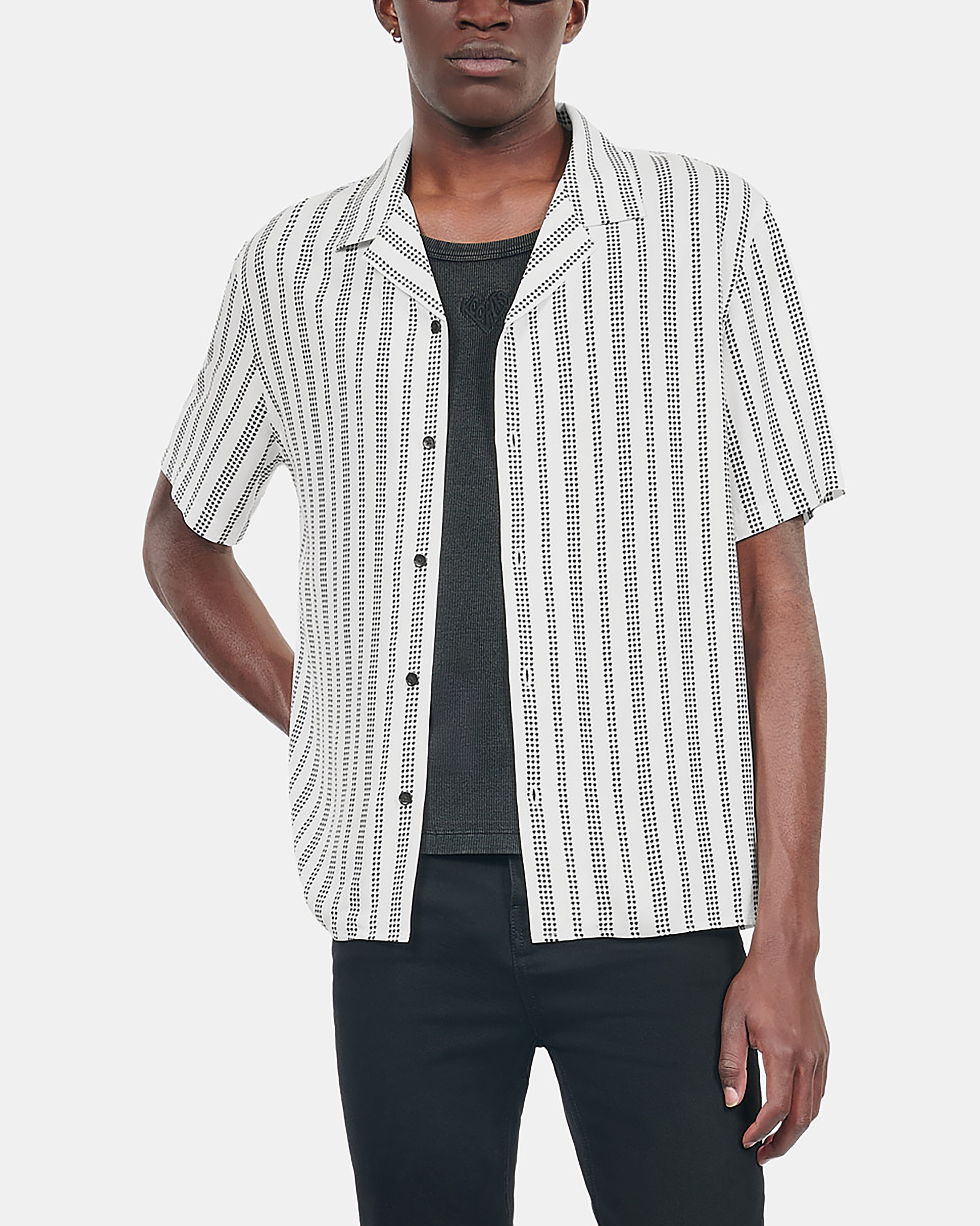 Short-sleeved printed shirt