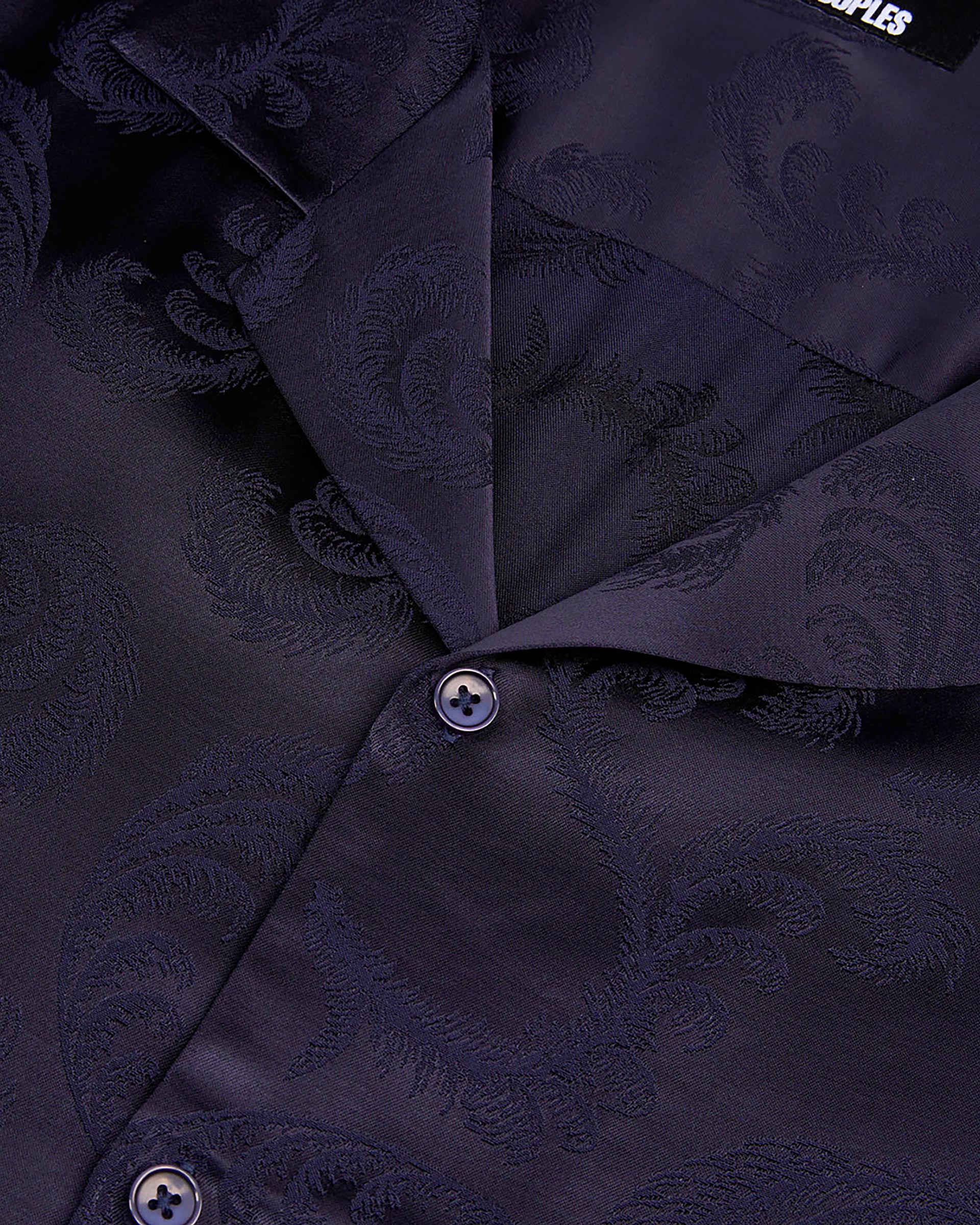 Navy short-sleeve shirt