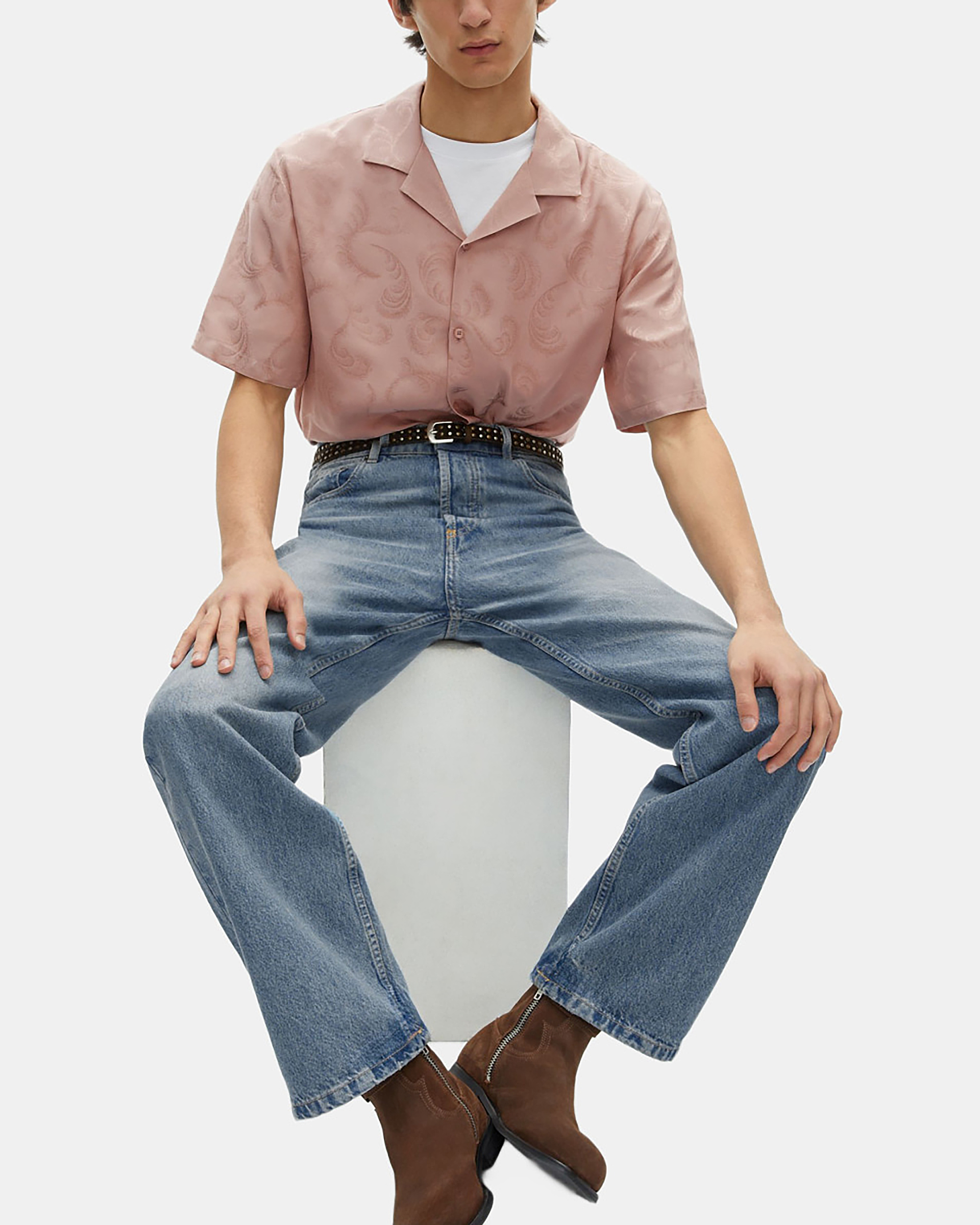 Short-sleeved pink jacquard shirt
