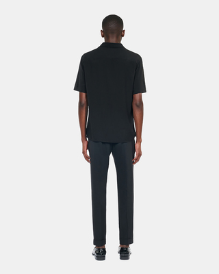 Black short-sleeved shirt