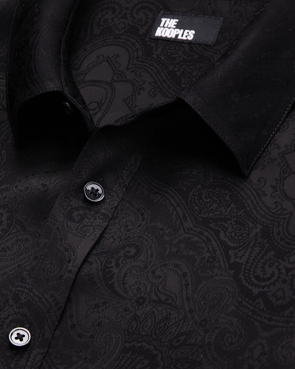 Black jacquard shirt with skulls
