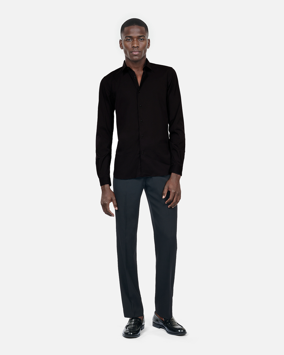Black poplin shirt