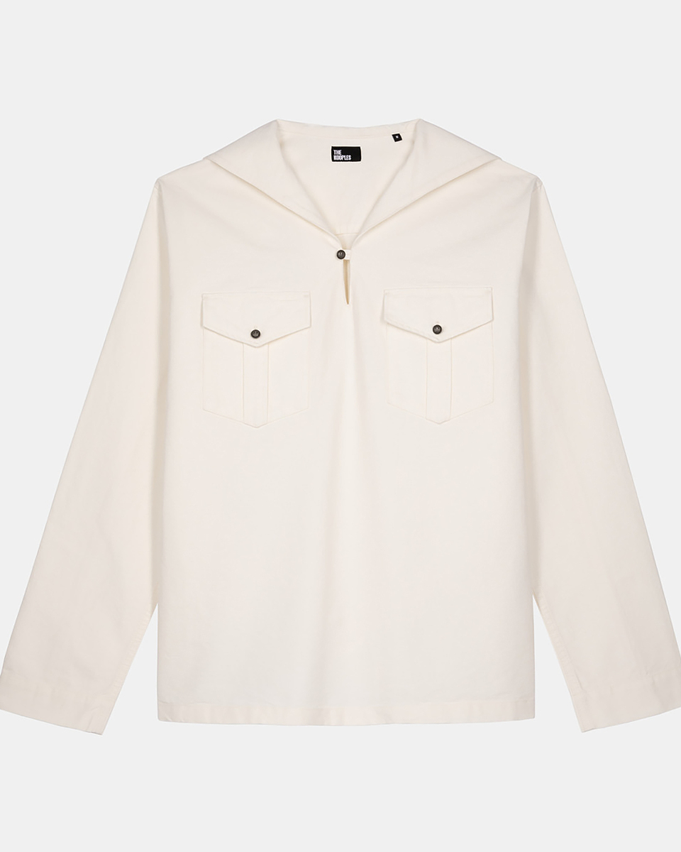 Ecru shirt with pea collar