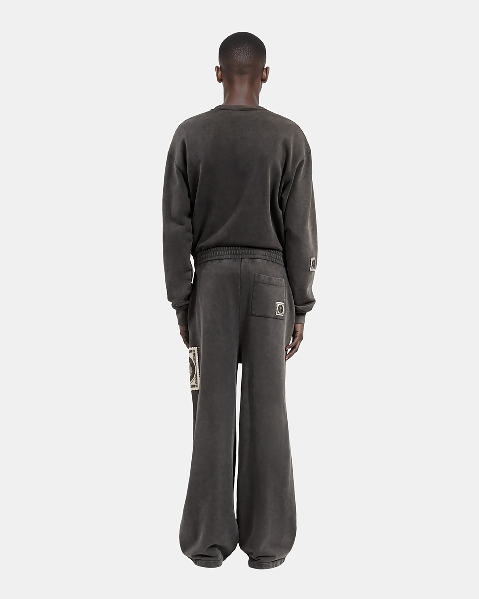 Straight jogging bottoms with black patches