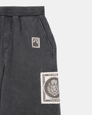 Straight jogging bottoms with black patches