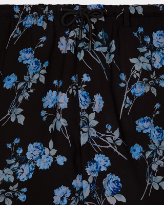 Black floral print Bermuda shorts