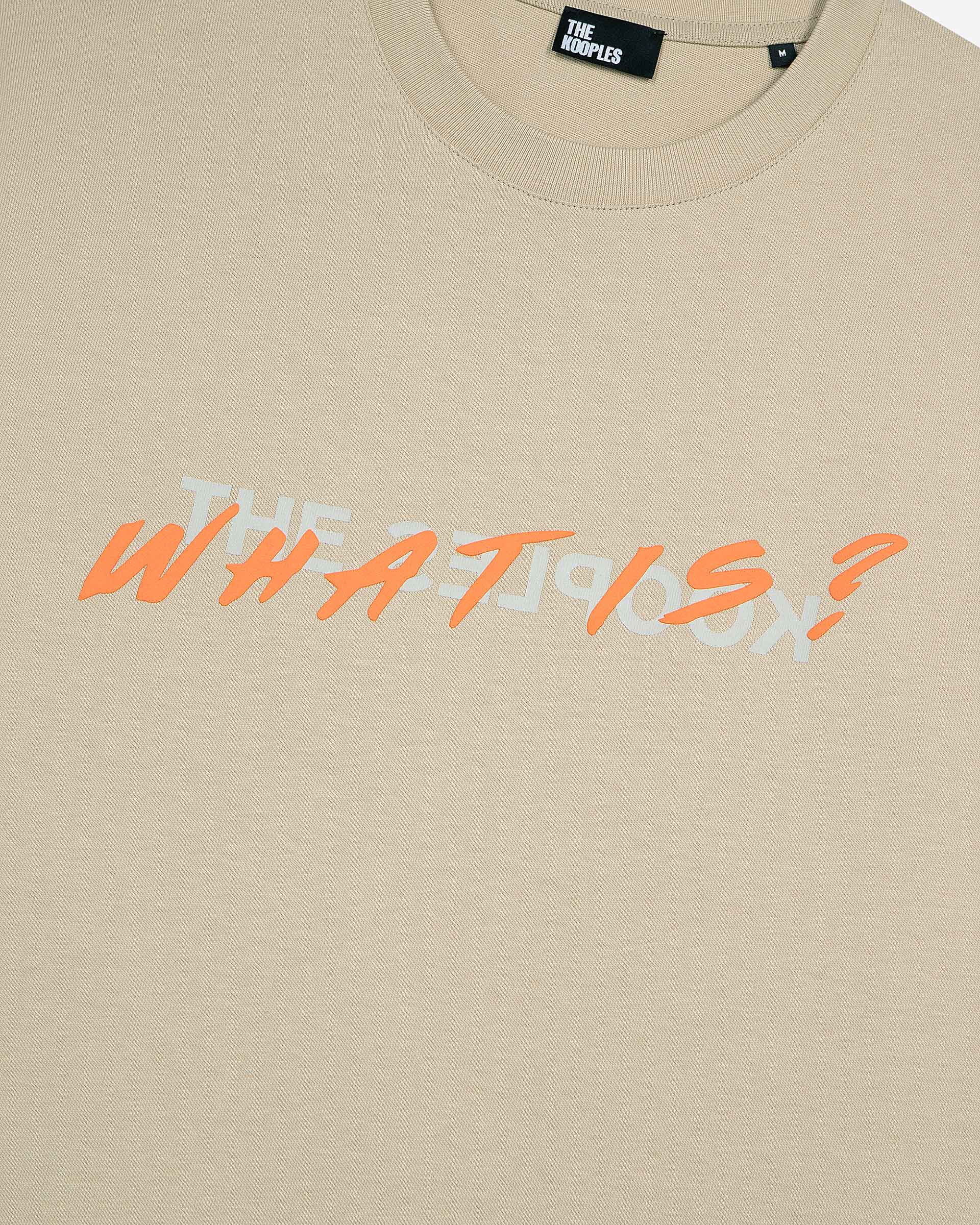 What is beige T-shirt