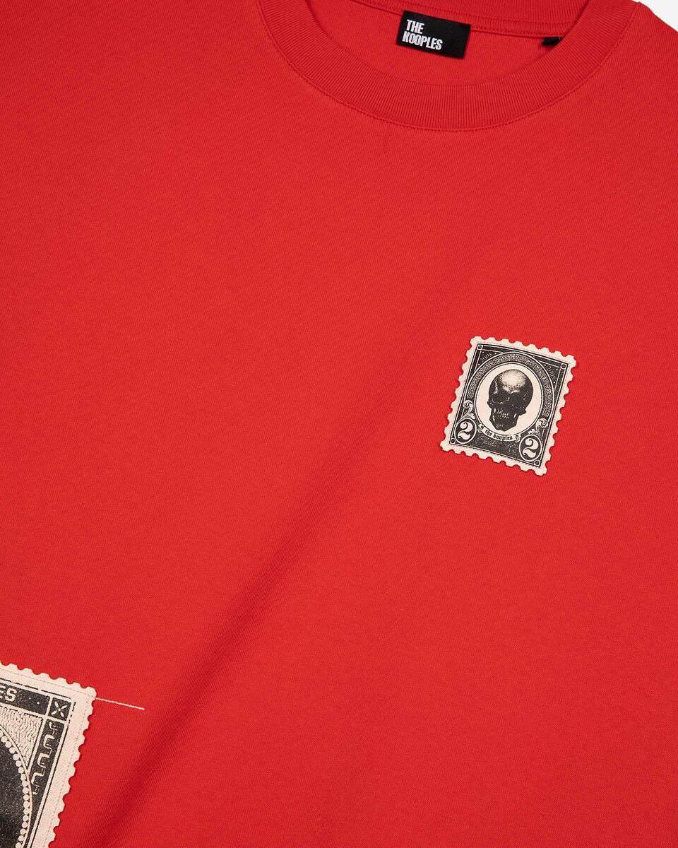 T-shirt with red patches