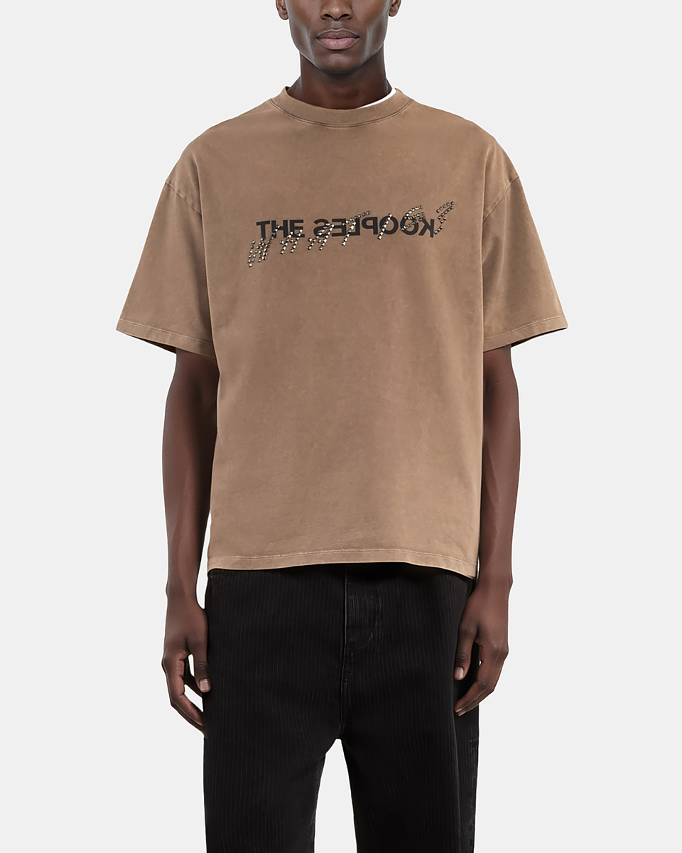 What is light brown T-shirt