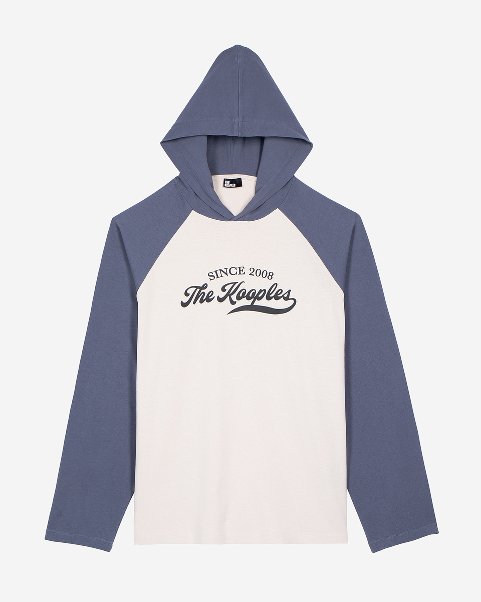 Long-sleeved T-shirt with beige logo