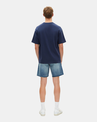T-shirt with navy blue logo embroidery