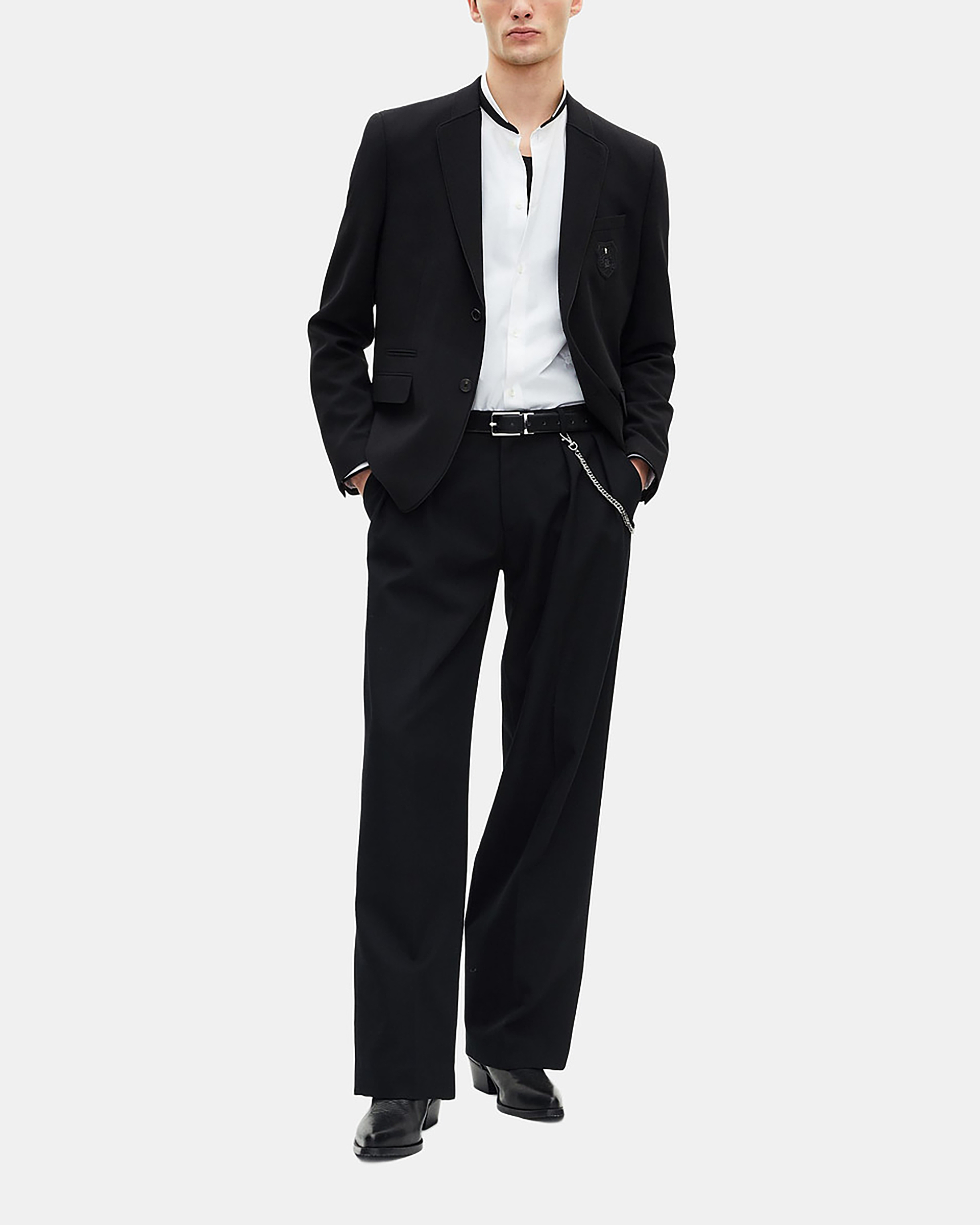 Straight jacket in black pique wool
