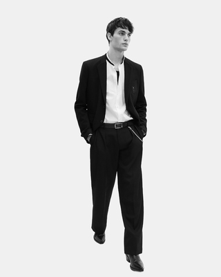 Straight jacket in black pique wool
