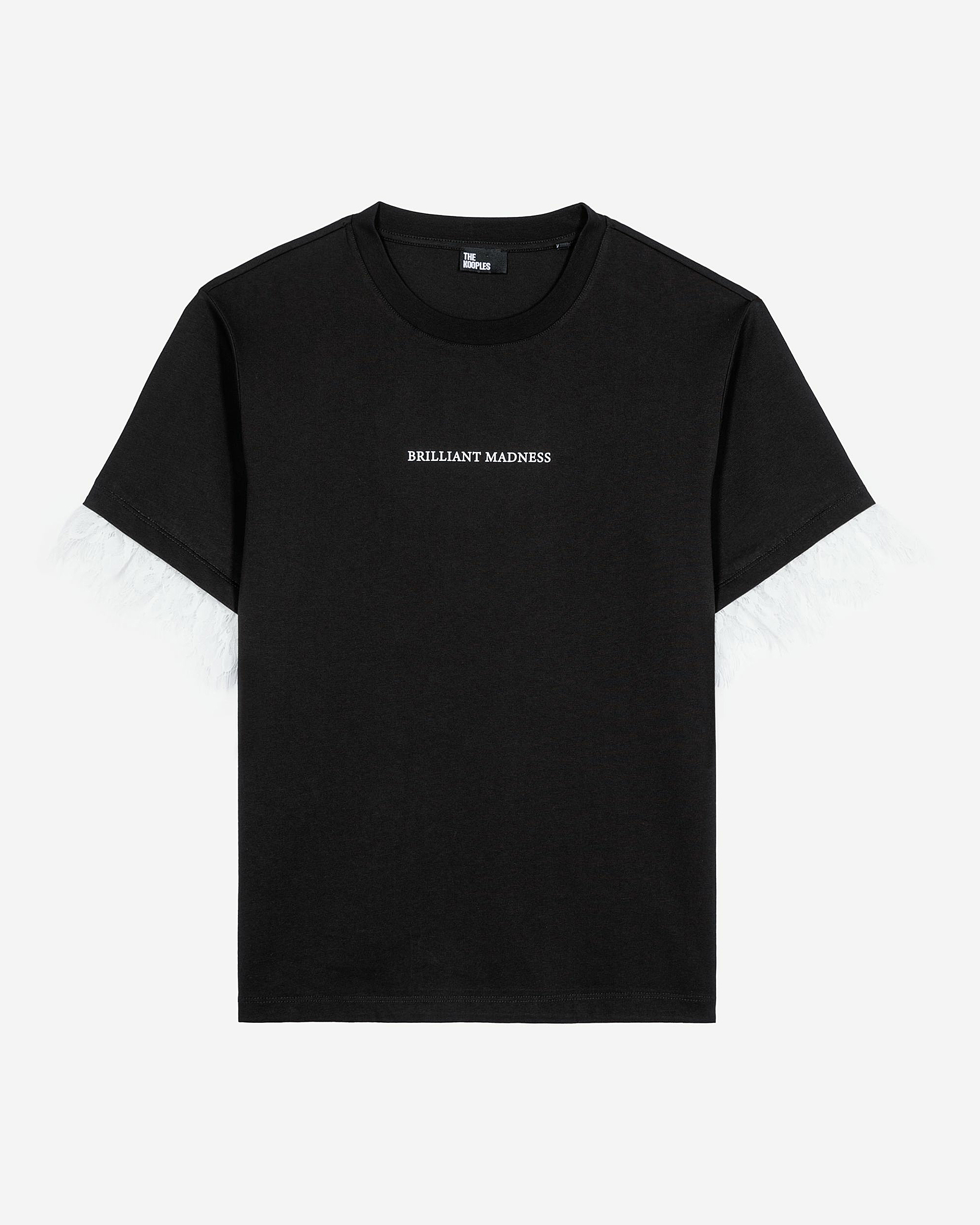 T-shirt with screen print and black lace