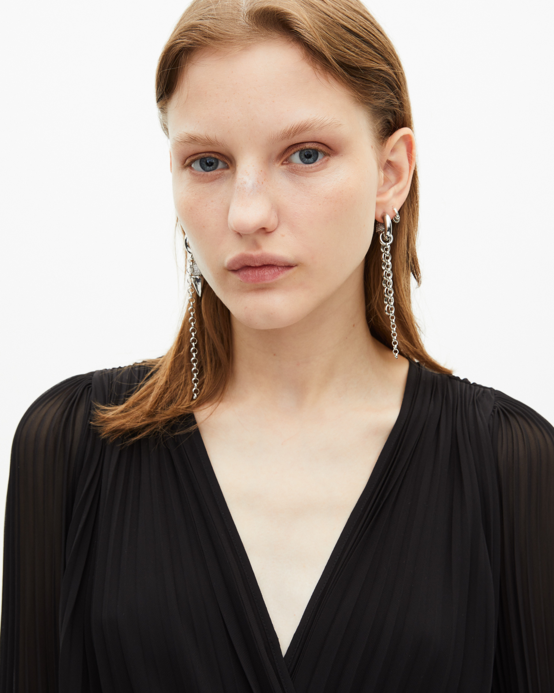 Long black pleated dress