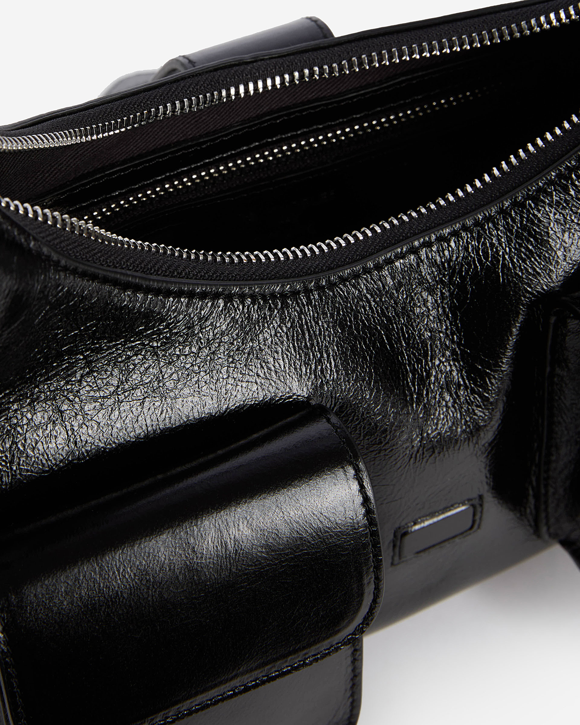 Amelia bag in black cracked leather