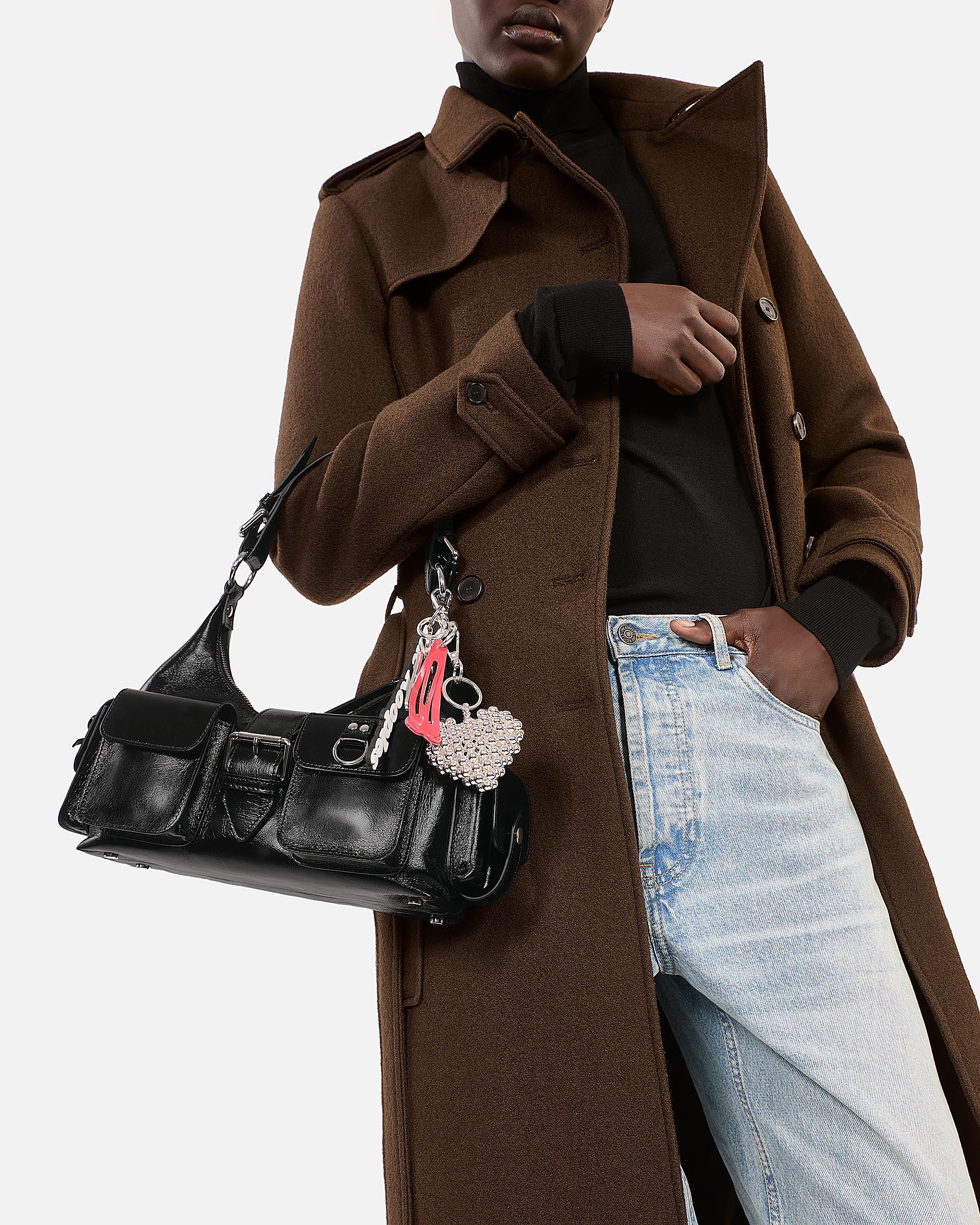 Amelia bag in black cracked leather