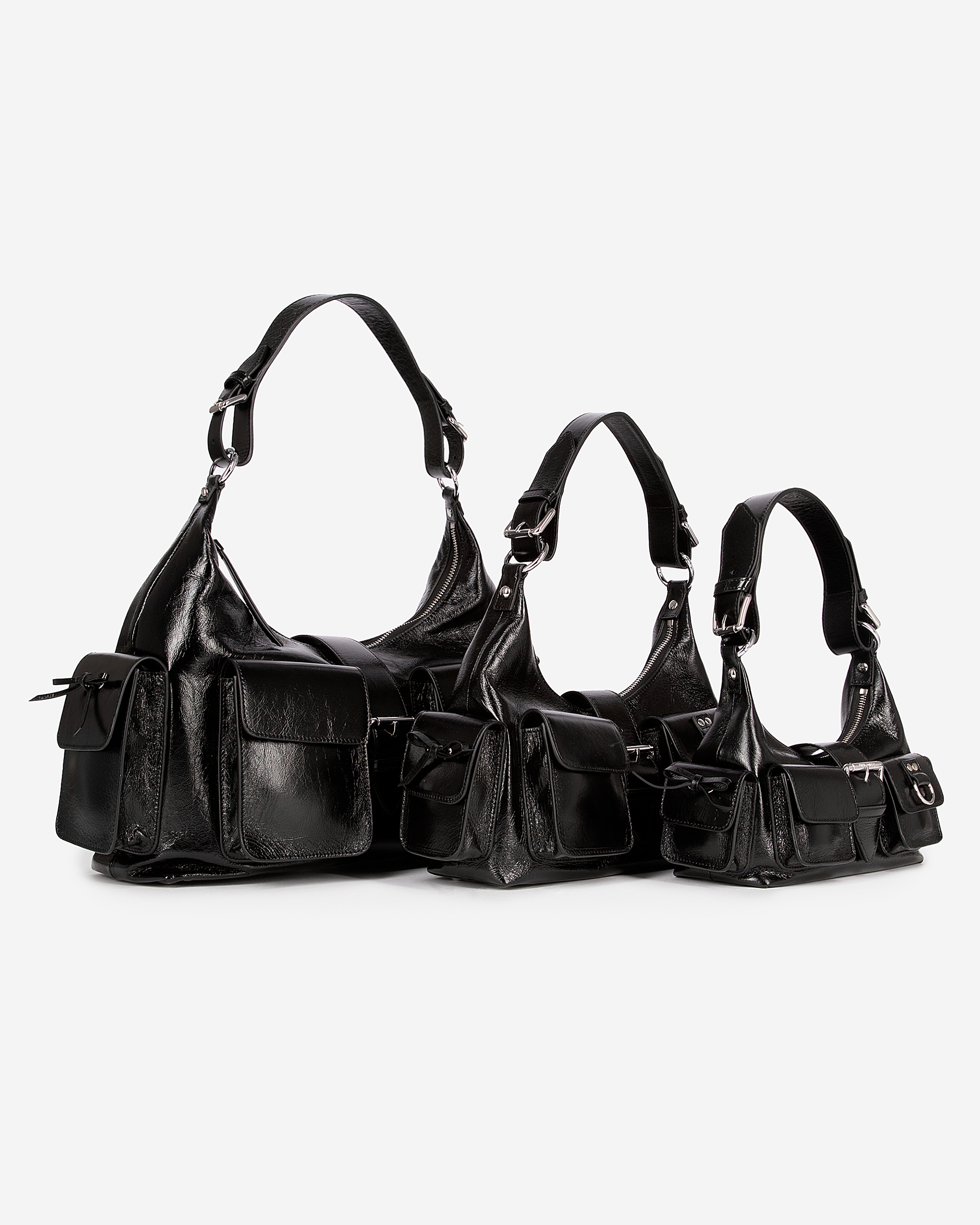 Amelia bag in black cracked leather