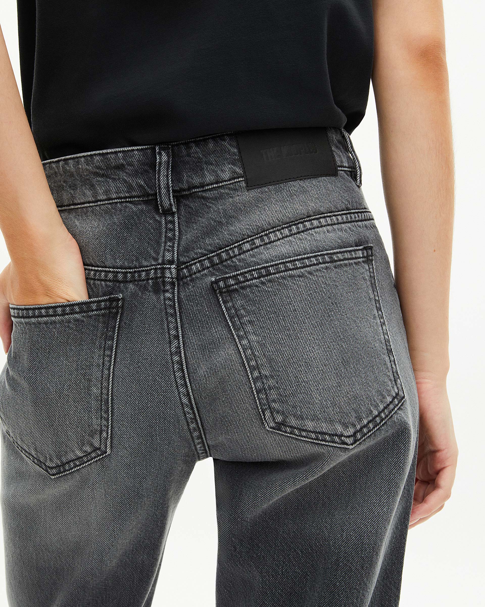 Black wide-leg jeans
