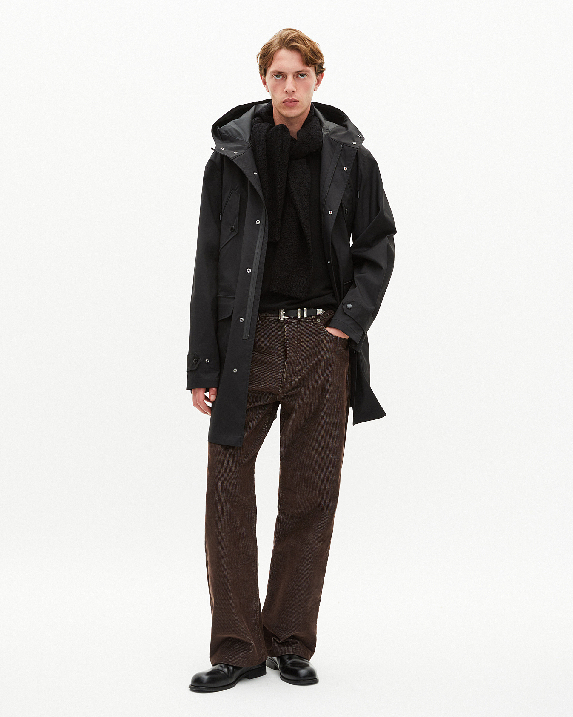 Water-repellent parka with black hood