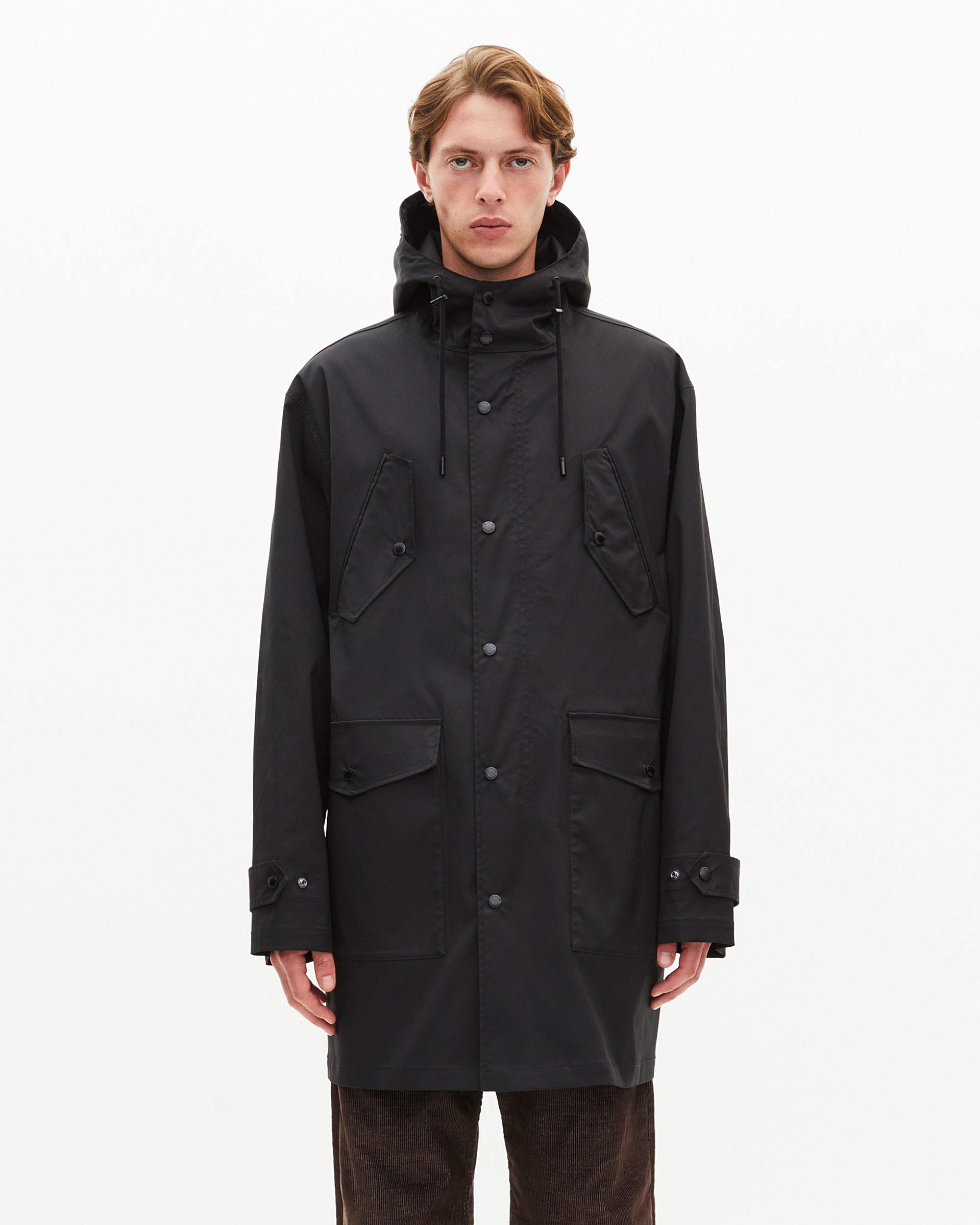 Water-repellent parka with black hood