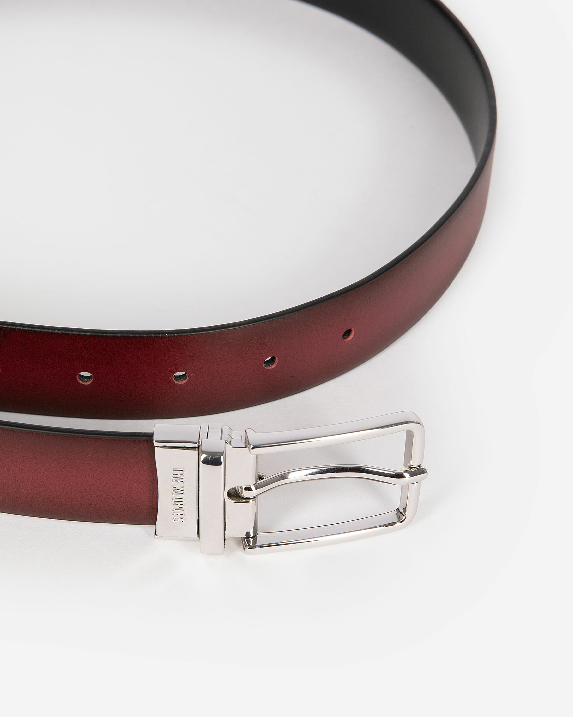 Reversible two-tone leather belt