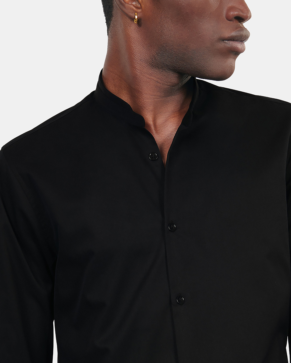 Slim-fit black smart twill shirt