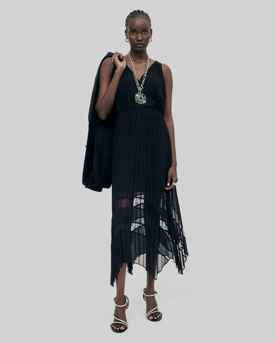 Black pleated long dress