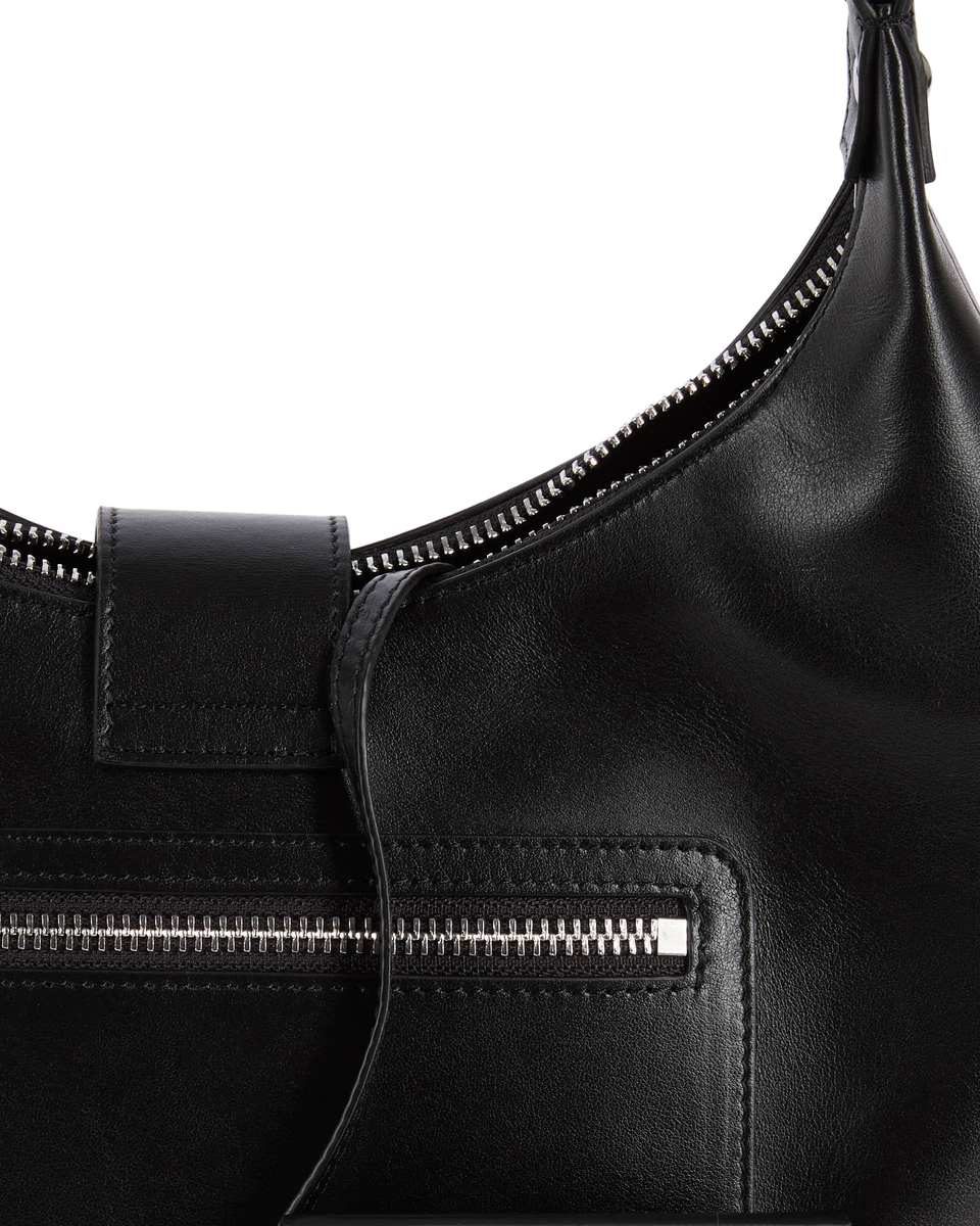 Amelia bag with smooth black leather chain