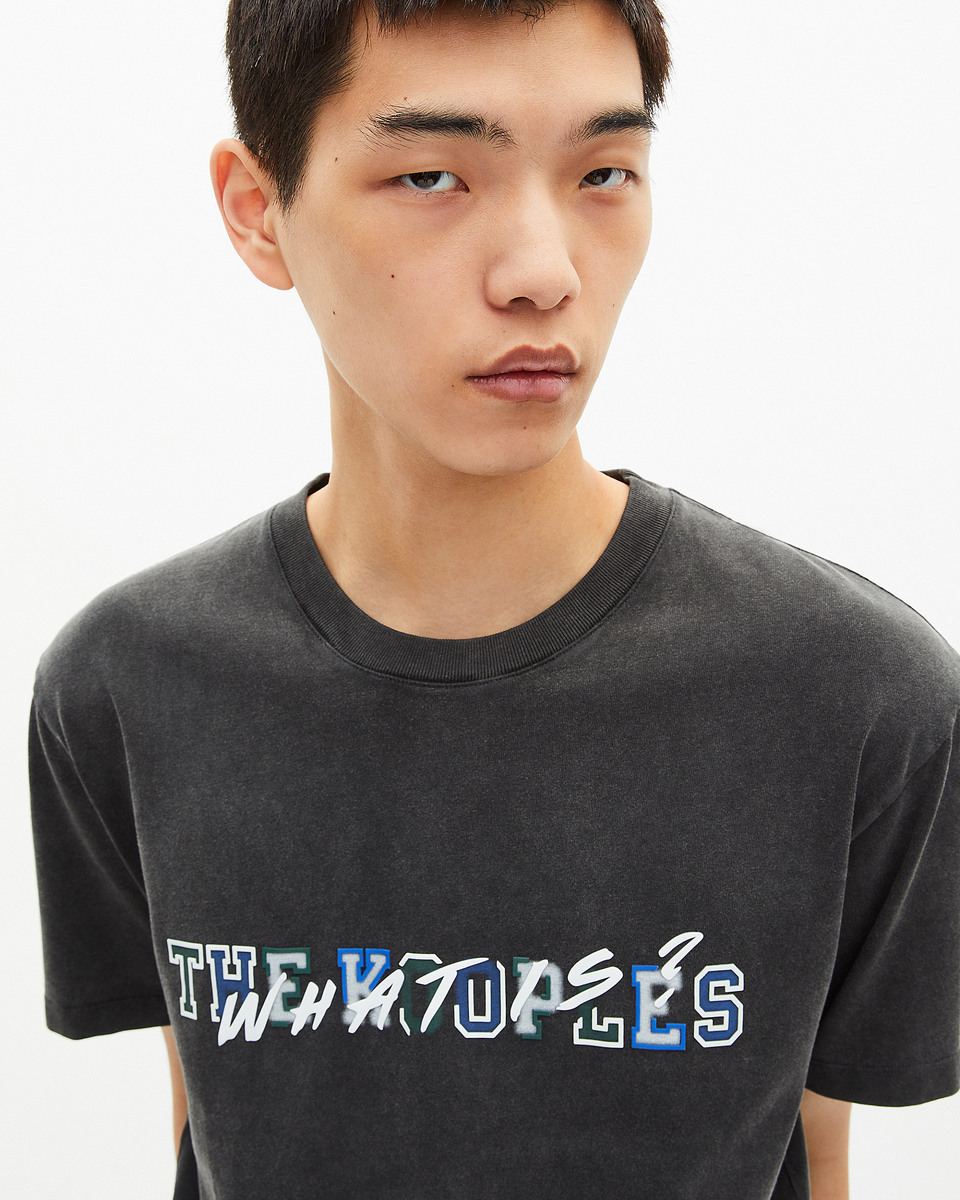 What is black T-shirt