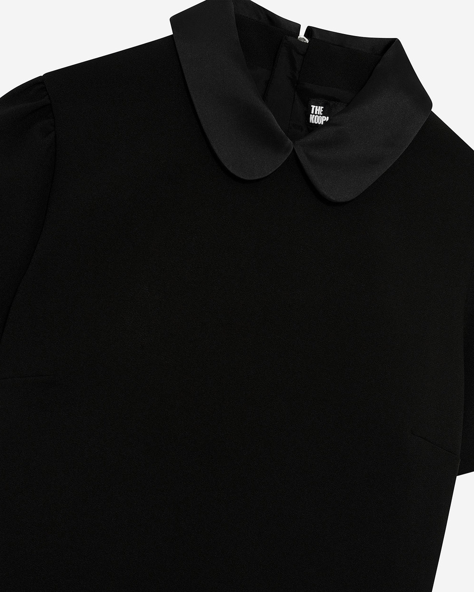 Short dress with claudine collar in black satin