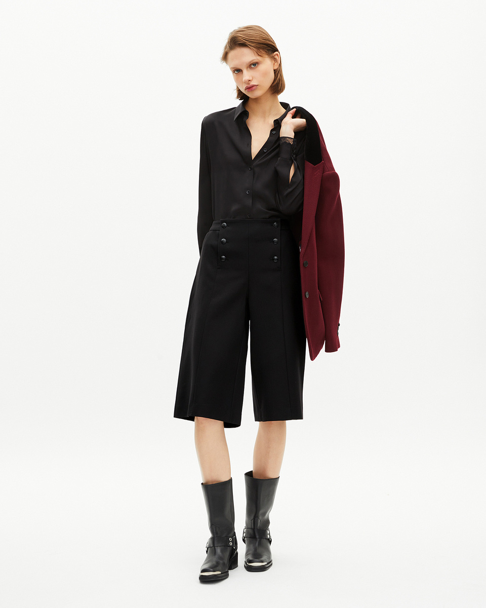 Wide-leg pants with black bridge