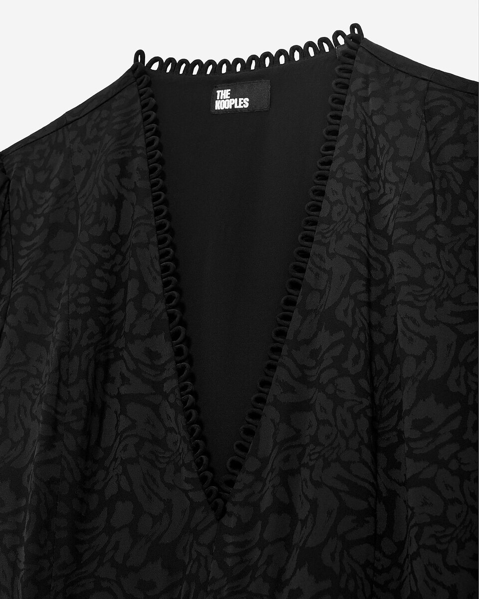 Short black leopard jacquard dress