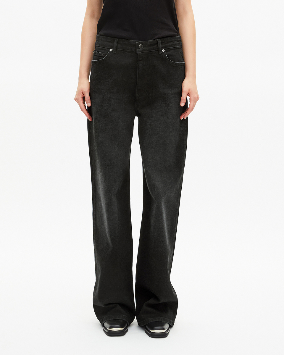 Black wide-leg jeans