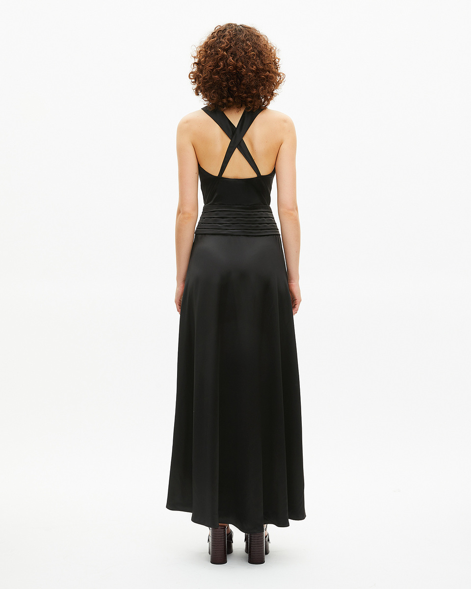 Black sleeveless maxi dress